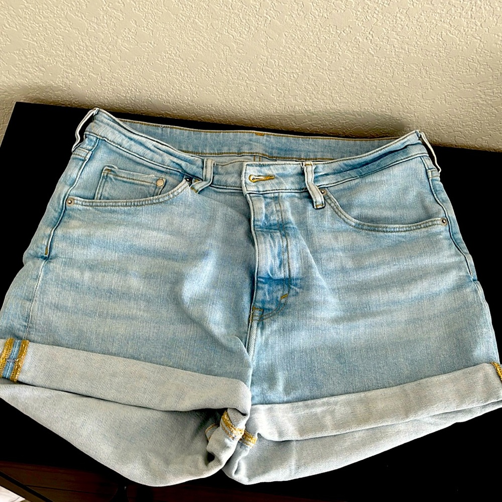 H&M mom short size 12 (USA)